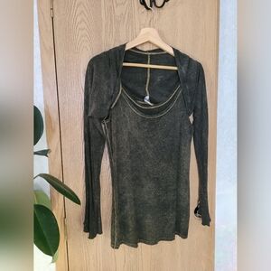 Angelrox Scoop Neck Tank Top M/L Shrug Cozy Sleeves Distressed Green OS